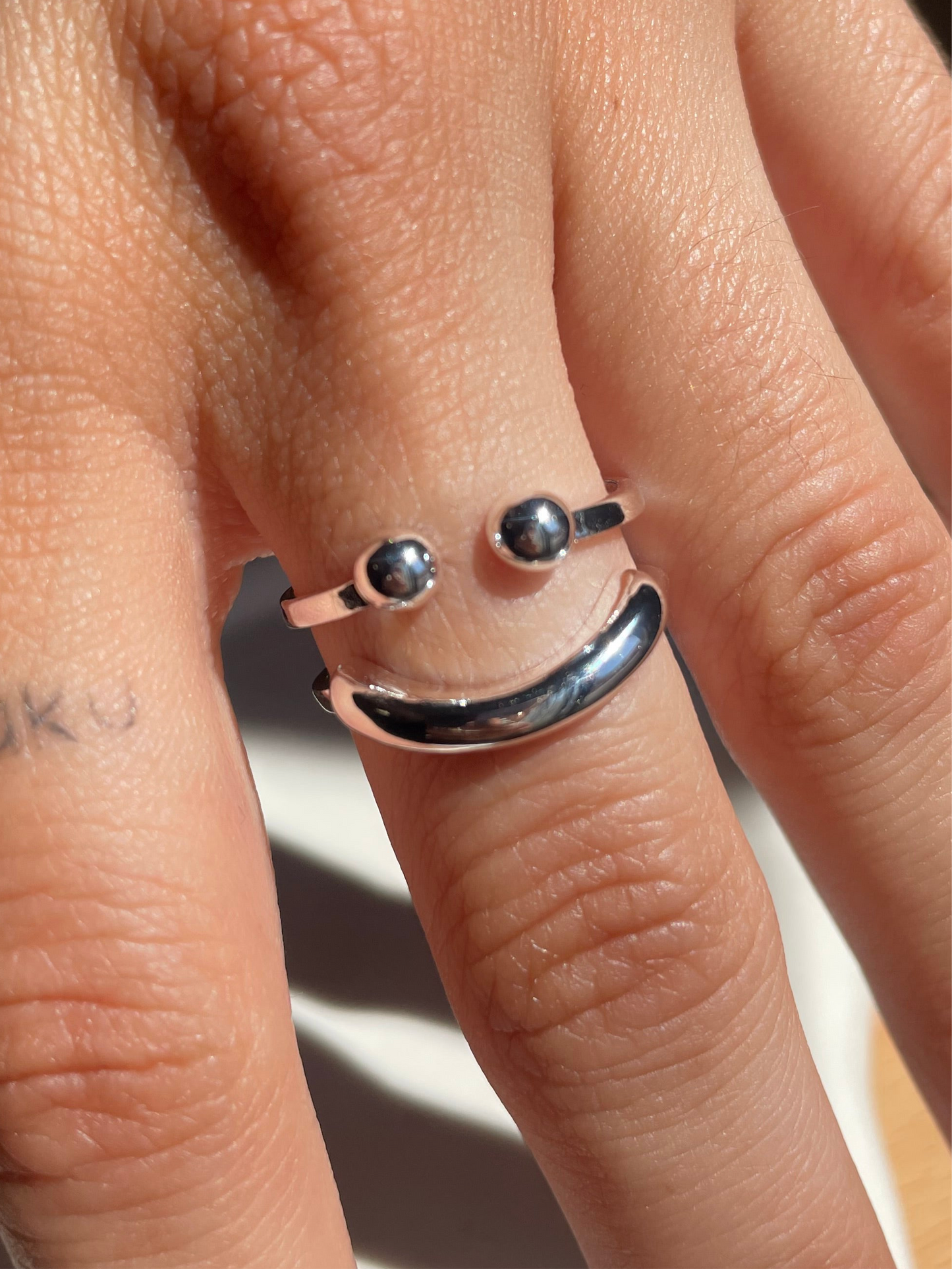 Smile On Ring