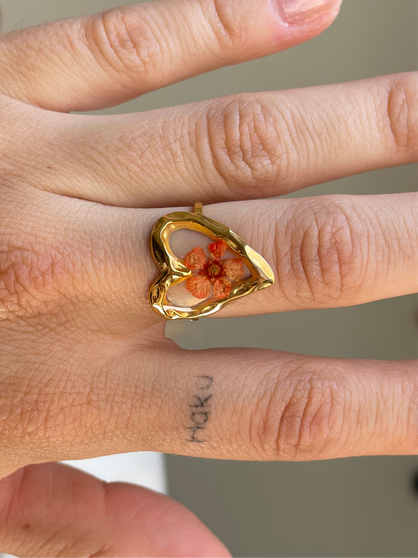 Fleur de Coeur Ring
