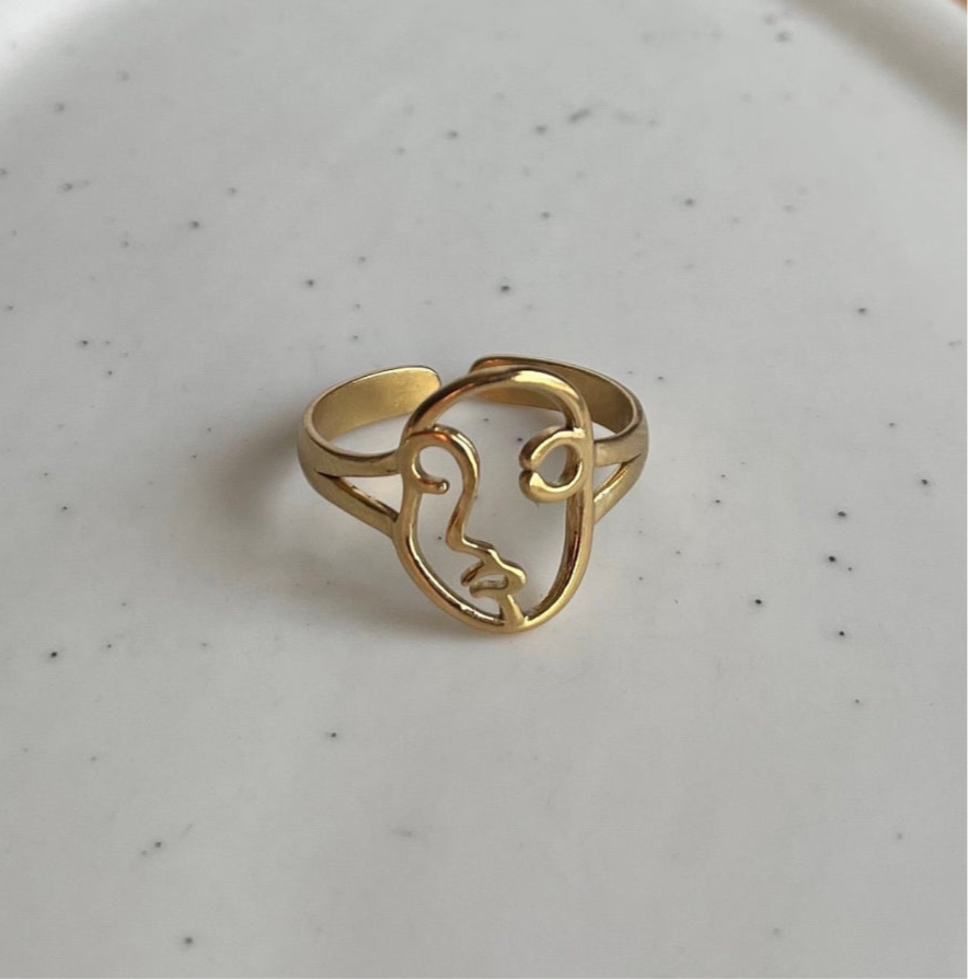 Muse in Lines Ring