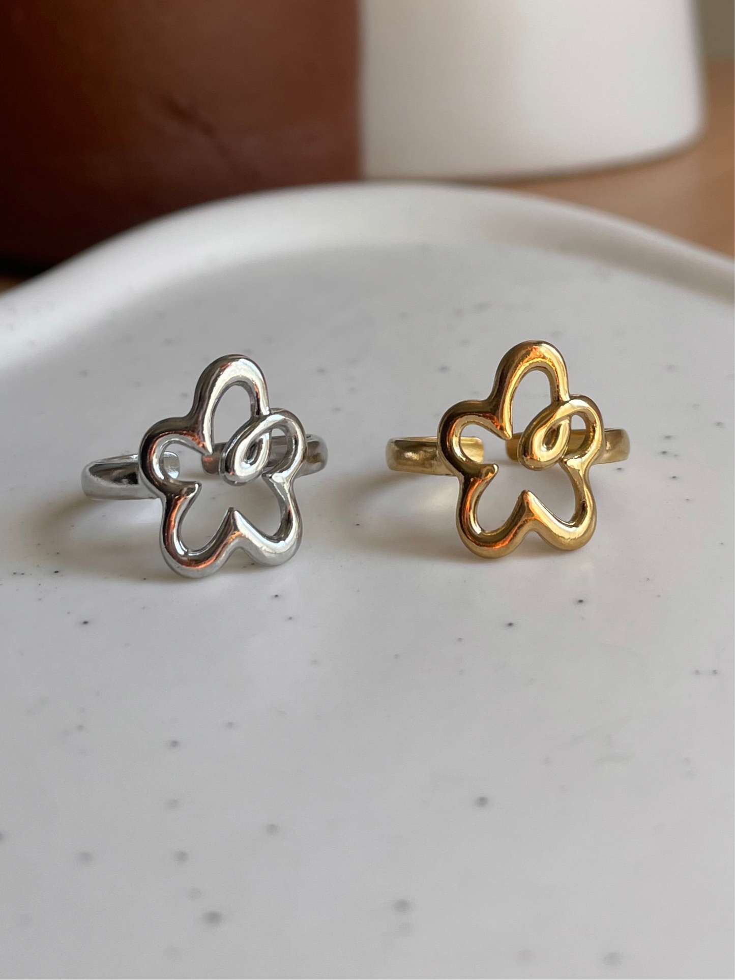 Cartoon Flower Ring