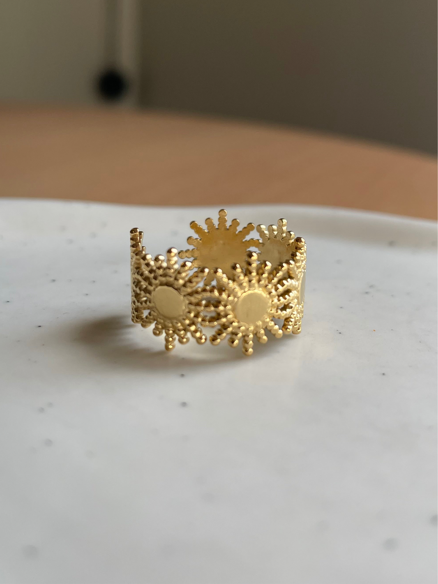 Helia Ring