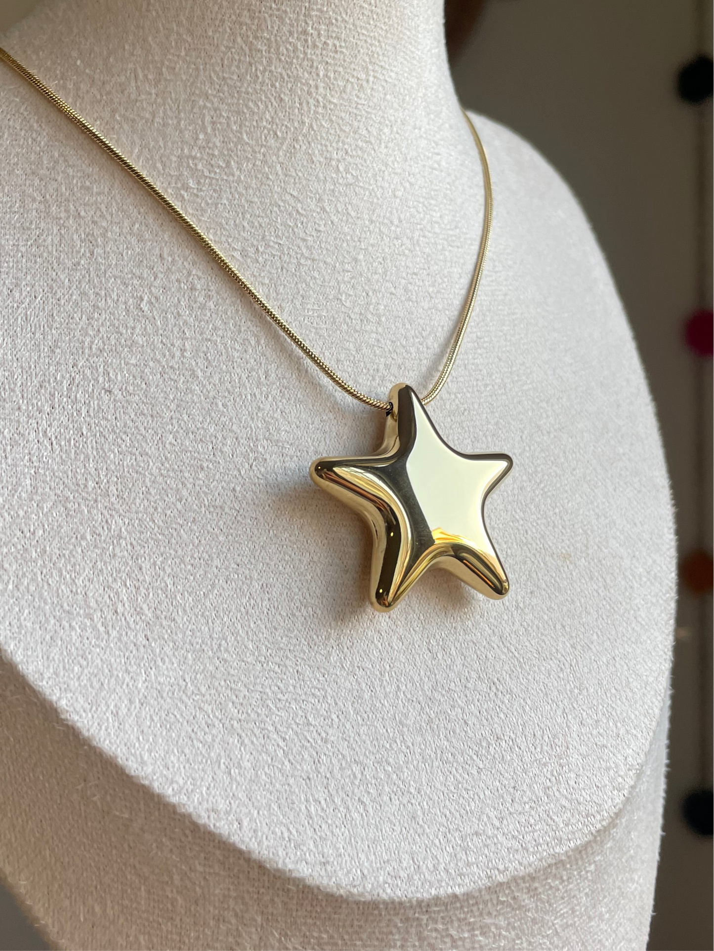 Chunky Gold Star Necklace