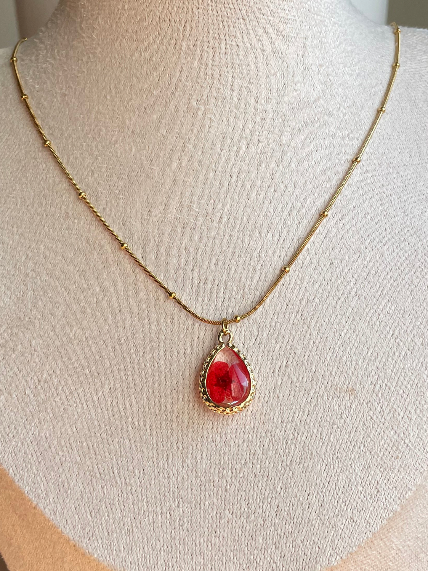 Scarlet Pressed Flower Necklace