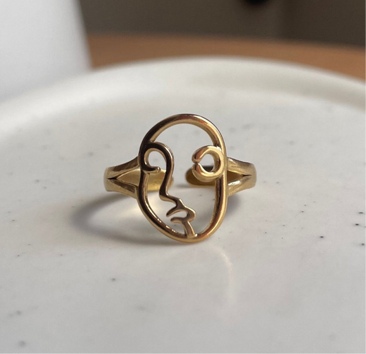 Muse in Lines Ring