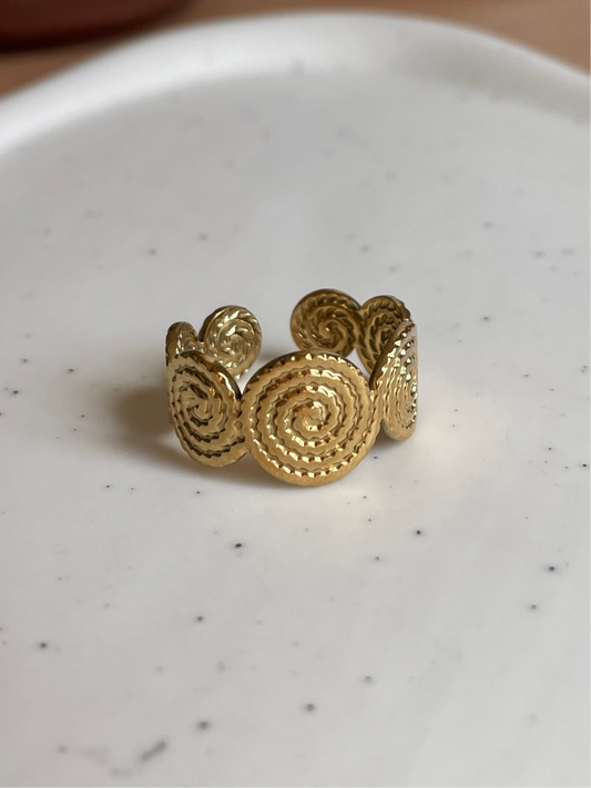 Gyra Ring