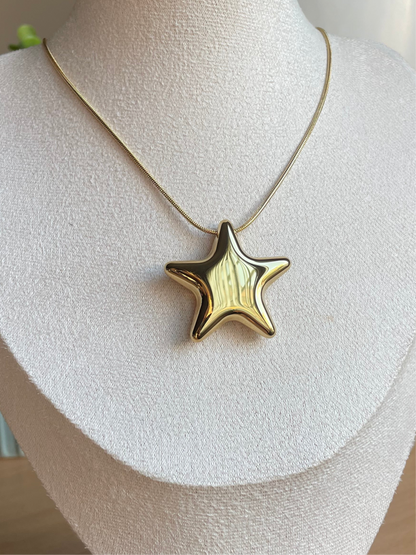 Chunky Gold Star Necklace