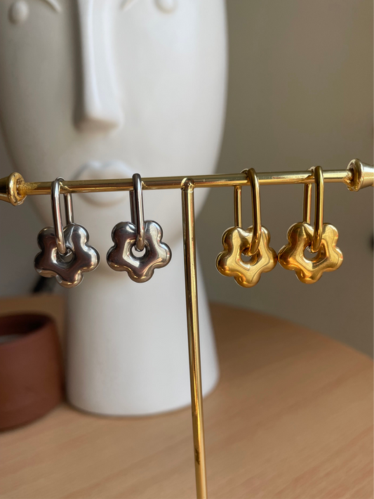 Daisy Flower Earrings