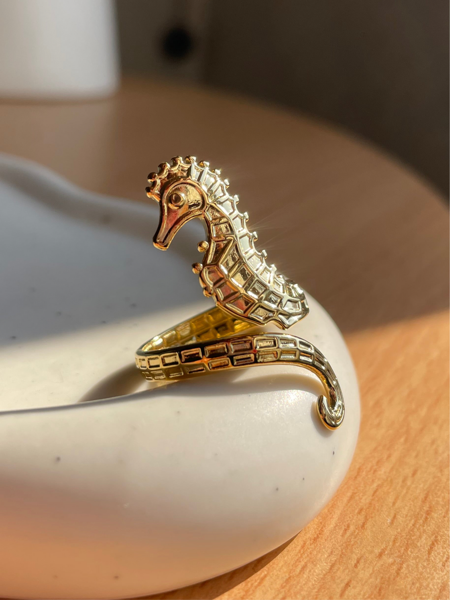 Seahorse Majesty Ring